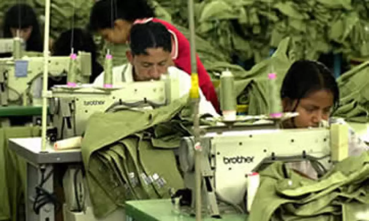 La industria manufacturera, maquiladora y de servicios de producción del país da empleo a 2.07 millones de personas en México. (Foto: Archivo)