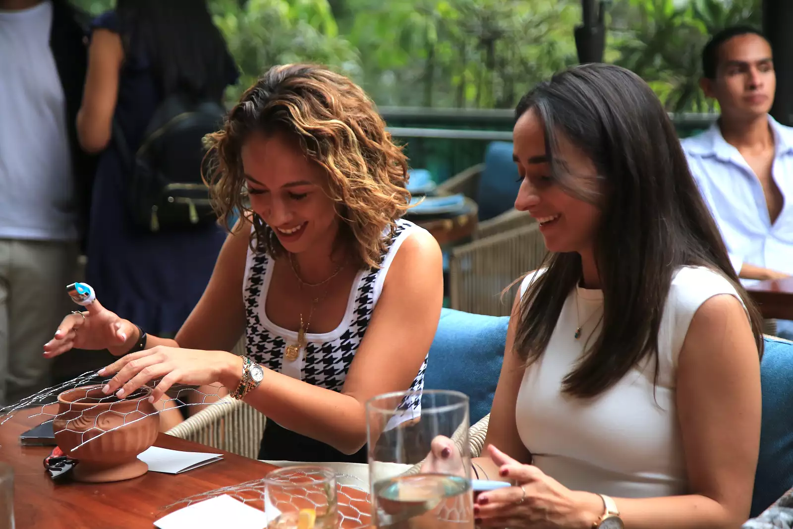 Majo Ortega y Paulina Álvarez 