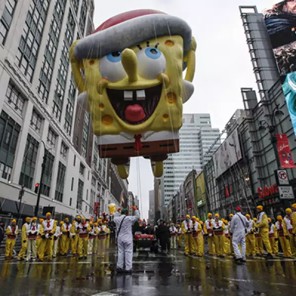 Bob Esponja, El Hombre Araña y Snoopy son algunos de los globos más famosos del evento.