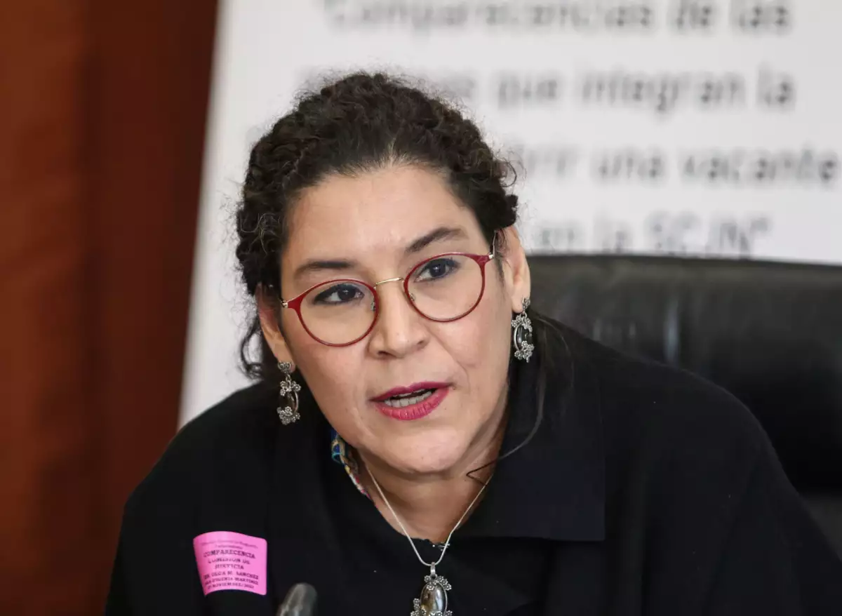 lenia batres