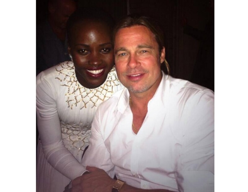 Lupita Nyongo con Brad Pitt.