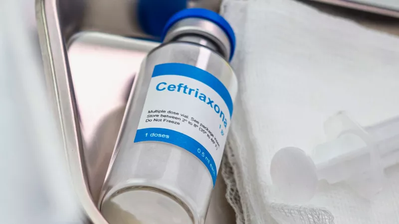 CDC investigan efectos secundarios graves de un antibiótico usado en México