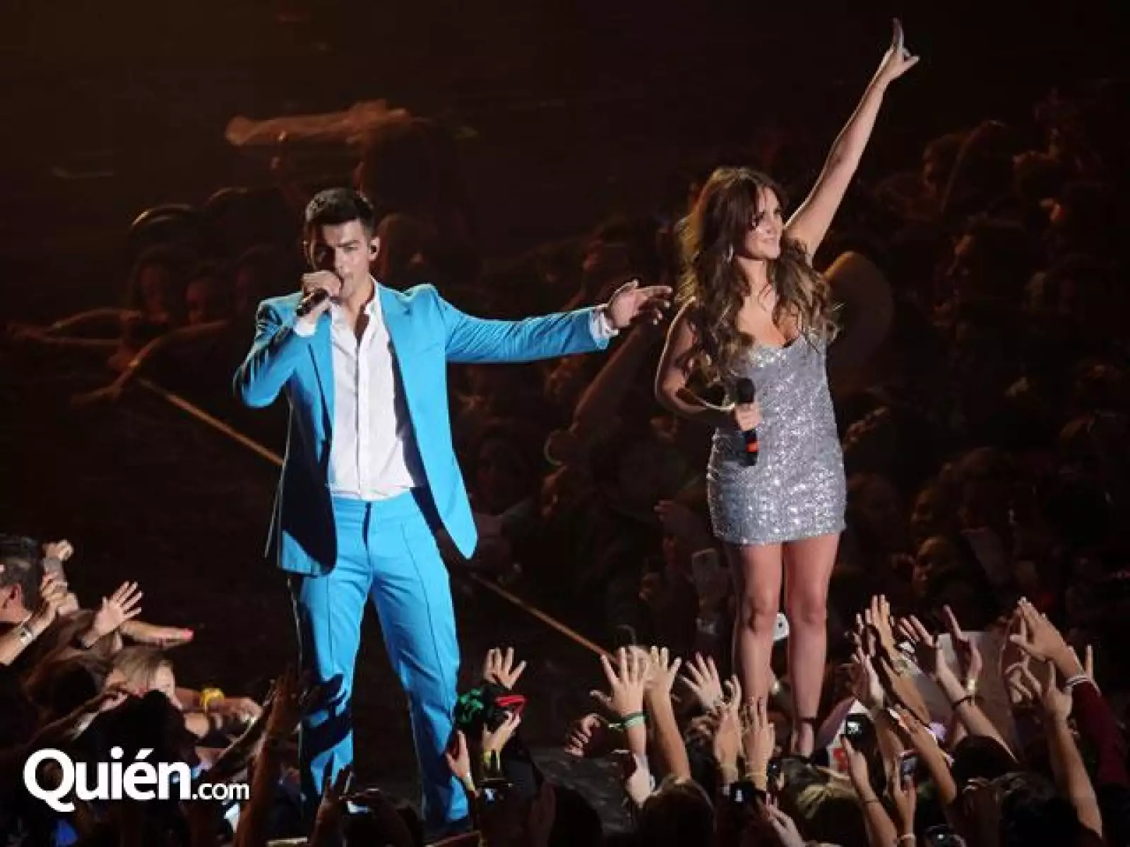 Joe Jonas,Dulce María