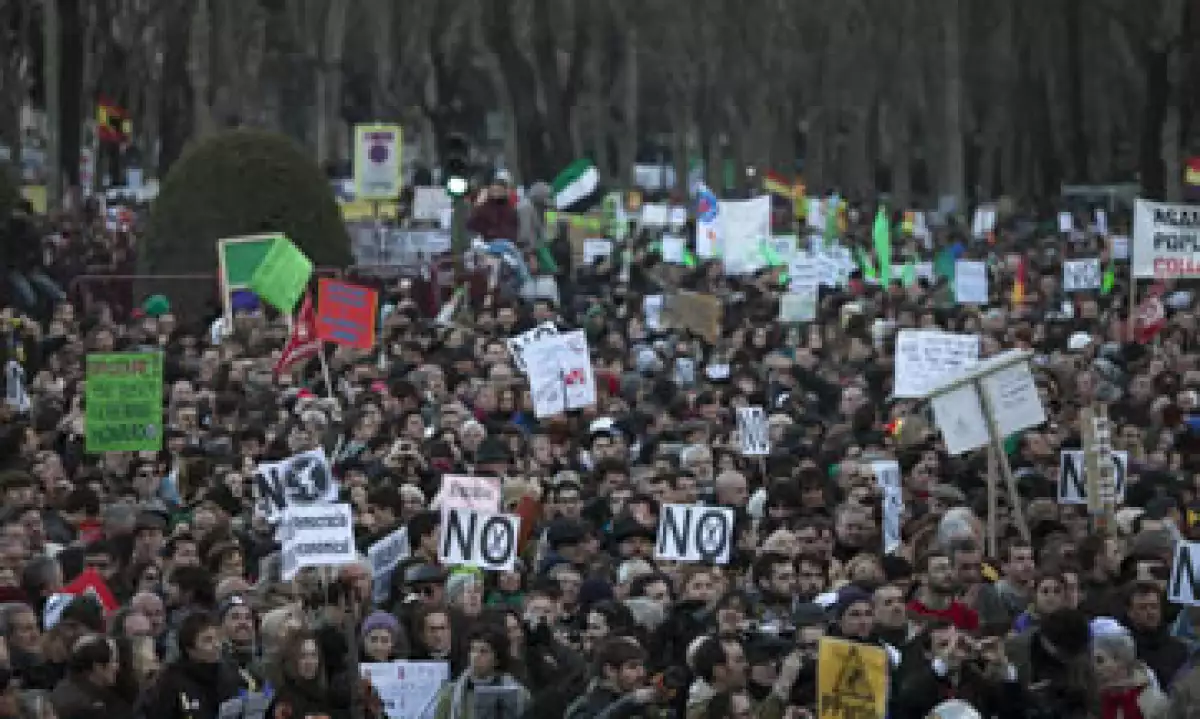 Muchos participantes se vistieron con los colores del sector que representaban. (Foto: AP)