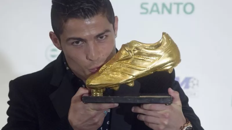 Ronaldo recibe la Bota de Oro