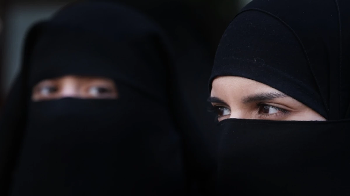 mujeres árabes burka