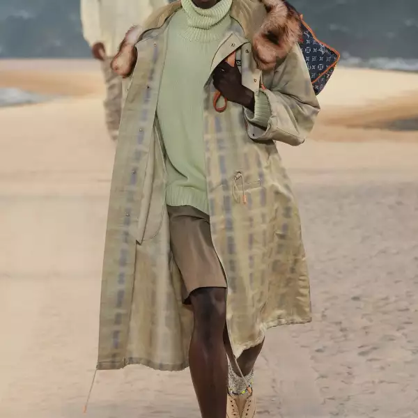 Vuitton m S27 048.jpg