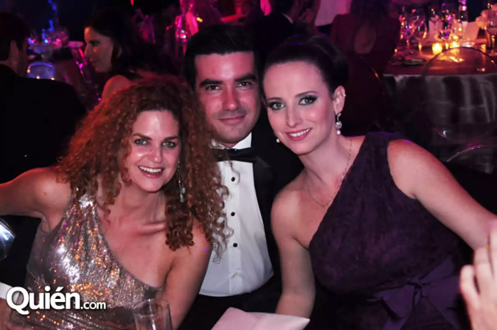 Bárbara Hernández,Alfonso Martínez y Romina Zambrano