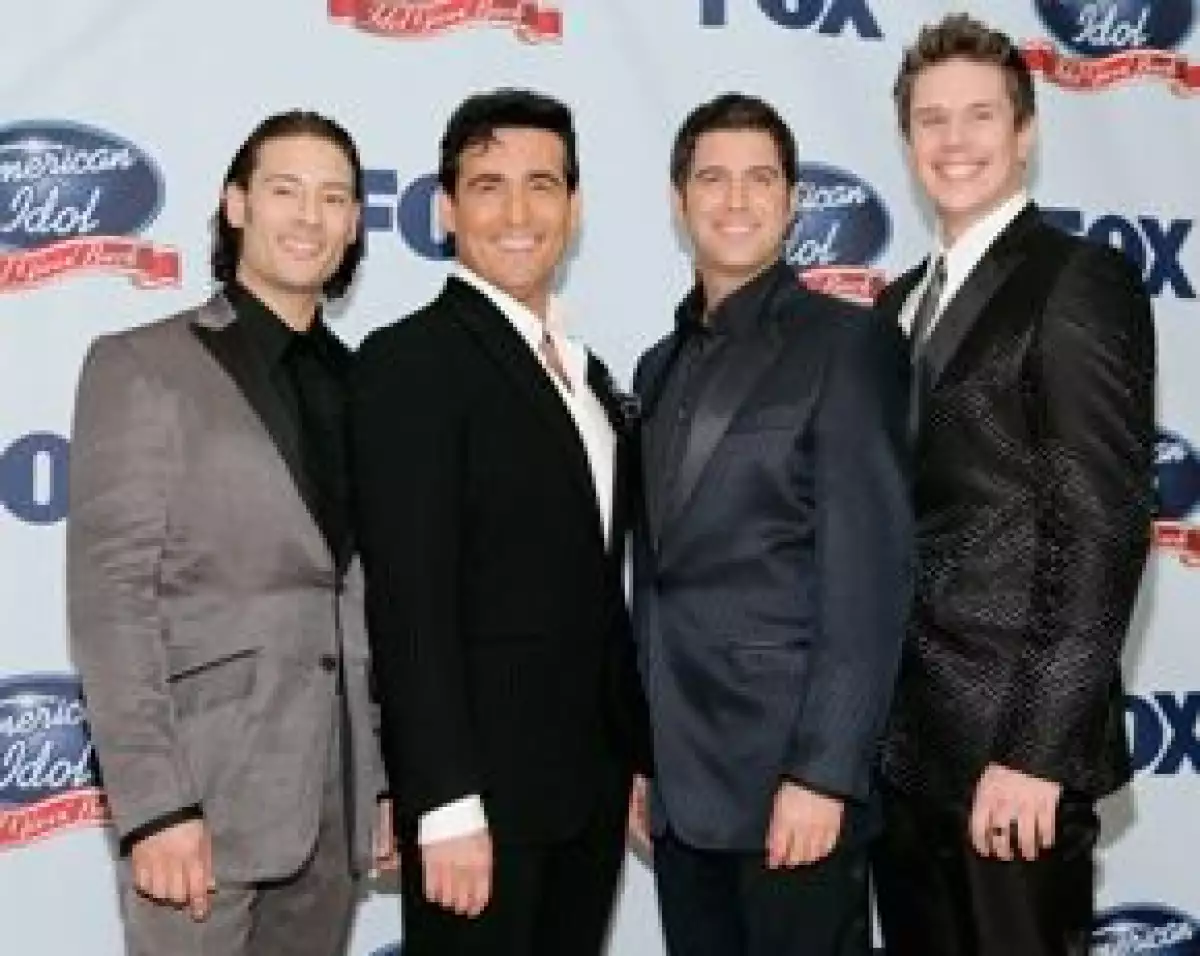 El cuarteto iniciará una gira mundial a partir de febrero de 2009.