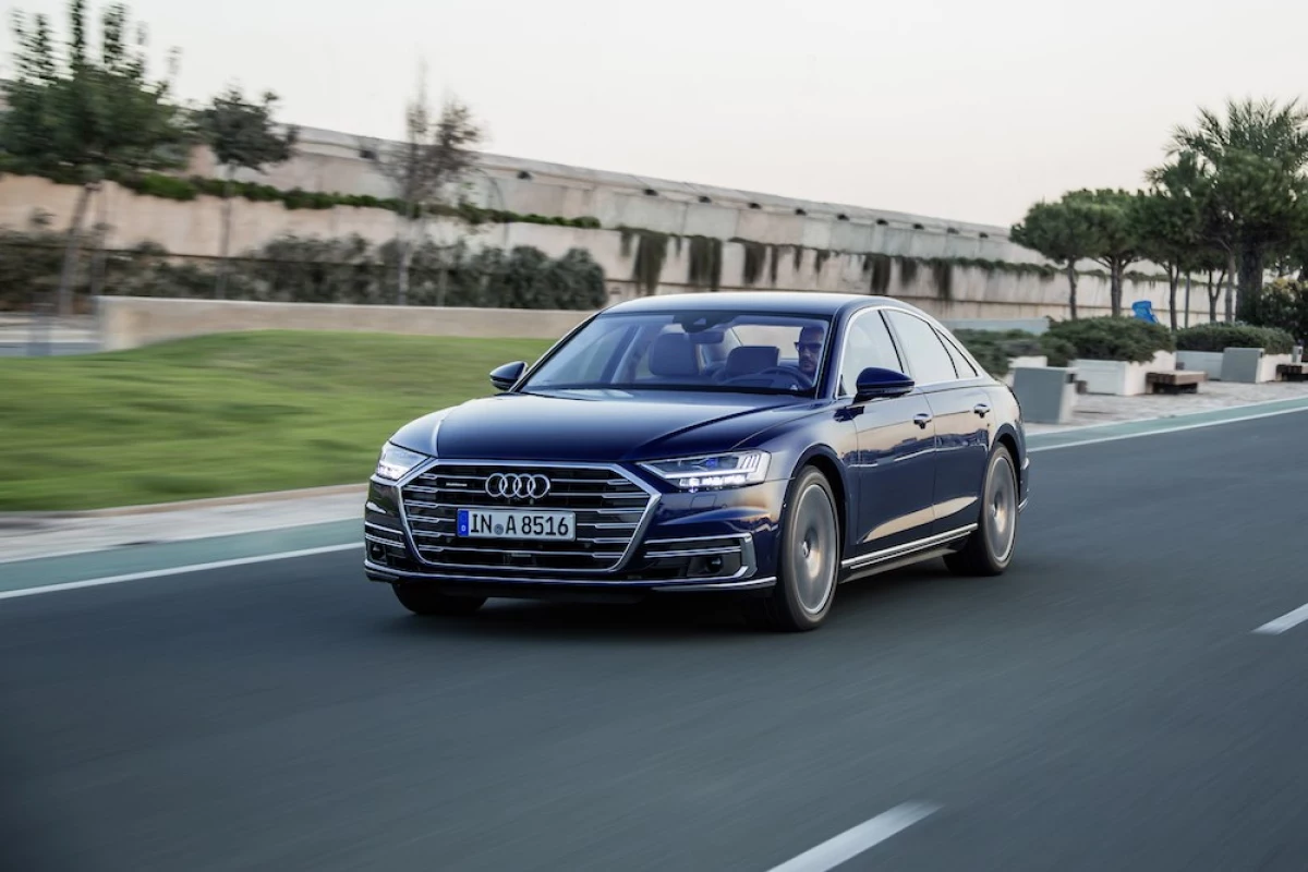 Audi-A8-55-TFSI-quattro_3.jpg