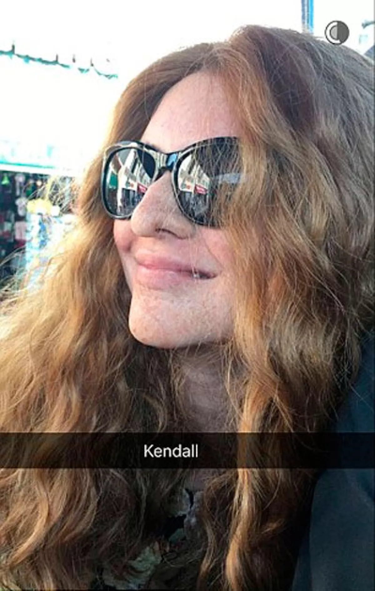 Kendall se ve súper diferente con su caracterización.