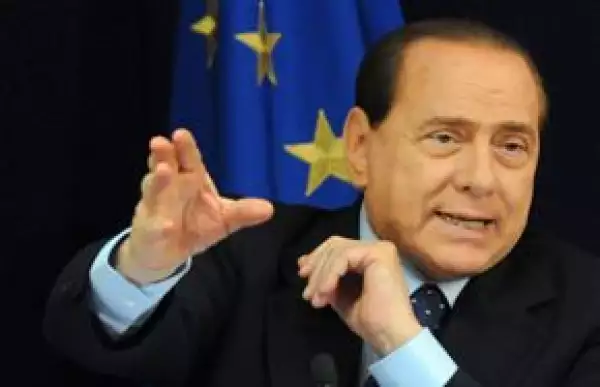 Berlusconi asegura que nunca le ha pagado a una mujer y que no entiende dónde está la satisfacción si no existe el placer de la conquista.