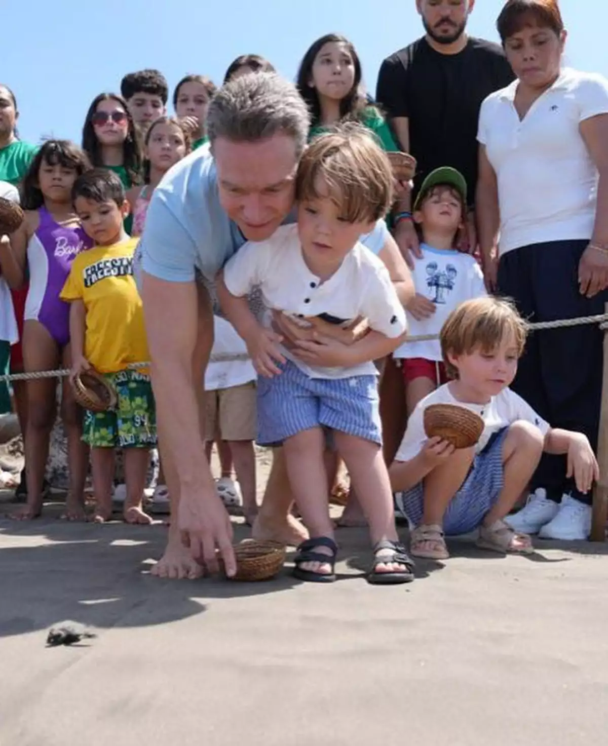 manuel-velasco-e hijos.jpg