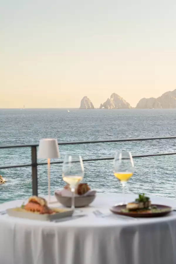 restaurante-the-ledge-los-cabos.jpg
