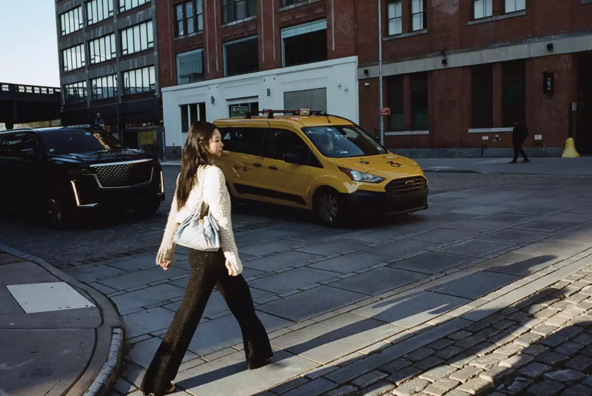 dua-lipa-jennie-chanel