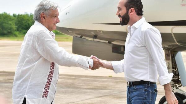 AMLO-Bukele