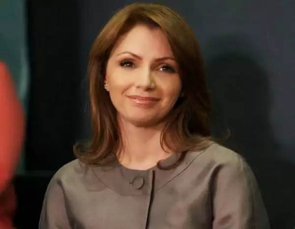 Gracias a Facebook hemos sido testigos del trabajo de Rivera como presidenta del DIF así como de los logros escolares de sus hijos.