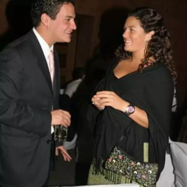 Luis Acosta Chaparro, Mariana Martínez