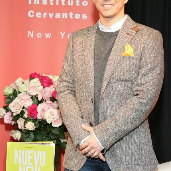 Plática de Boris Izaguirre y Gabriel Rivera-Barraza 