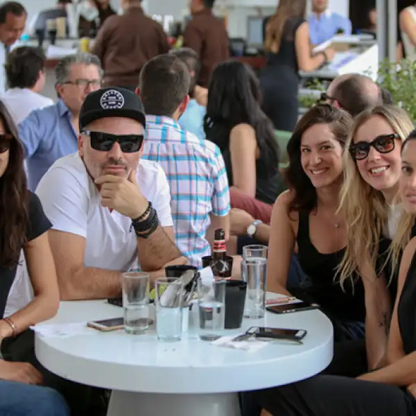 Pamela Ocampo, Nacho Cadena, Mariana Canales, Gabriela Bustillos y Alejandra Canales