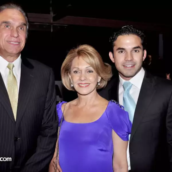 Antonio Ramón,Verónica Méndez de Ramón y Armando Ramón