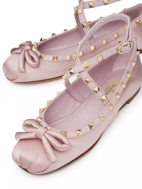 zapatos-de-piso-valentino.jpg