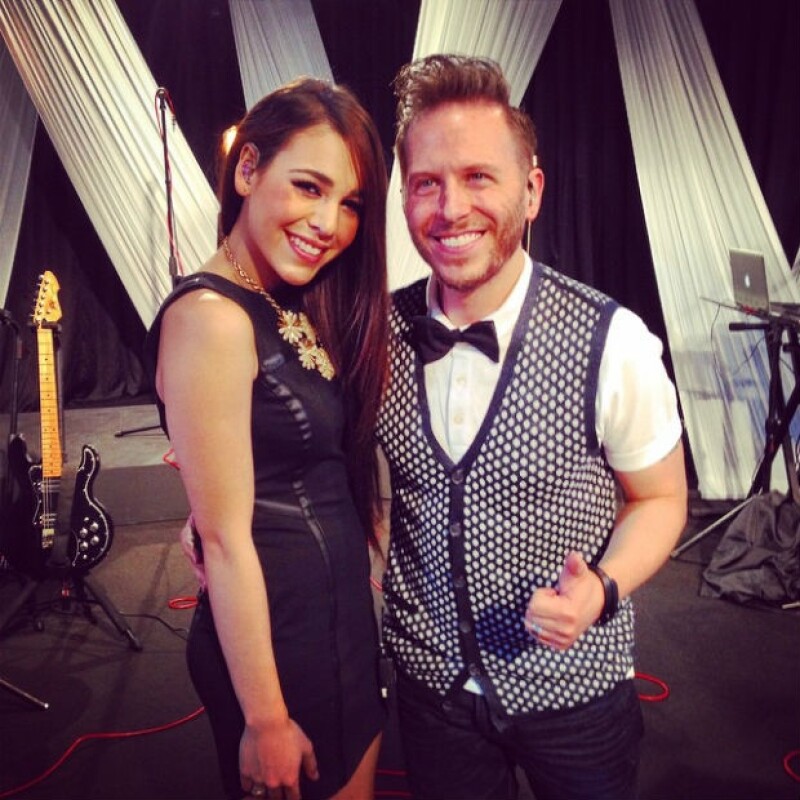 Danna Paola y Noel Schajris han encantado con su dueto titulado "No es cierto".