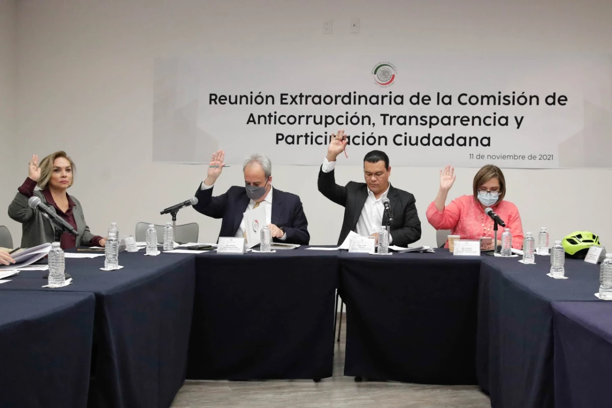 Senadores de la Comisión Anticorrupción, Transparencia y Participación Ciudadana