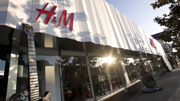 La primera tienda de la compañía sueca en Estados Unidos fue abierta en el año 2000. Actualmente tienen 234 establecimientos en la Unión Americana.