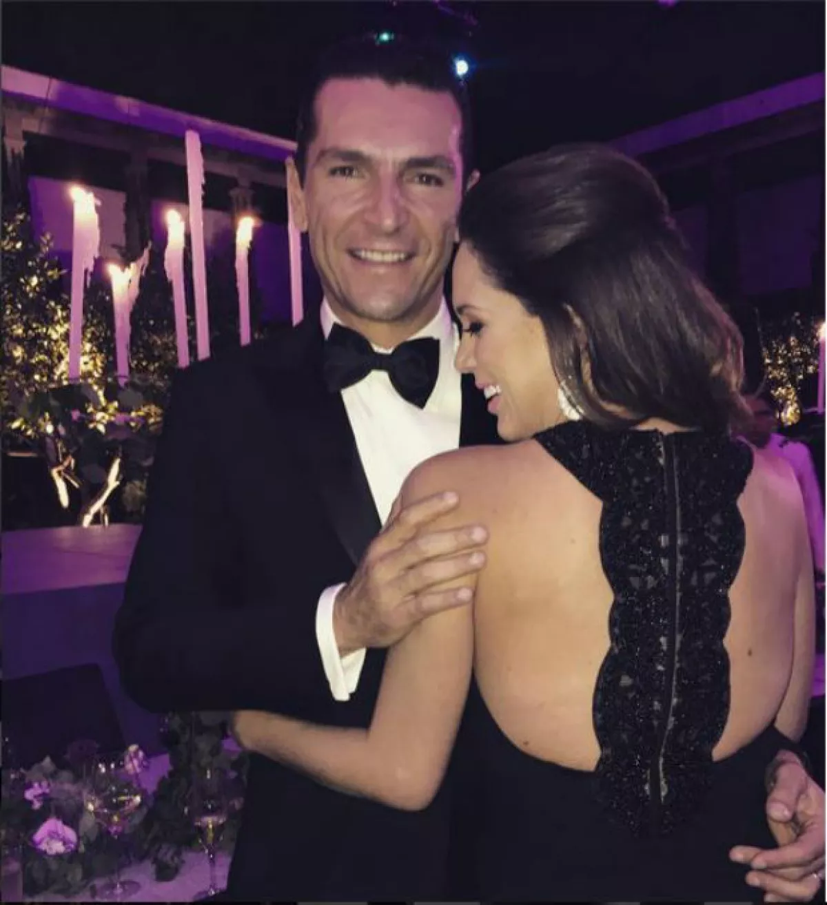 La pareja se dejó ver más enamorada que nunca.