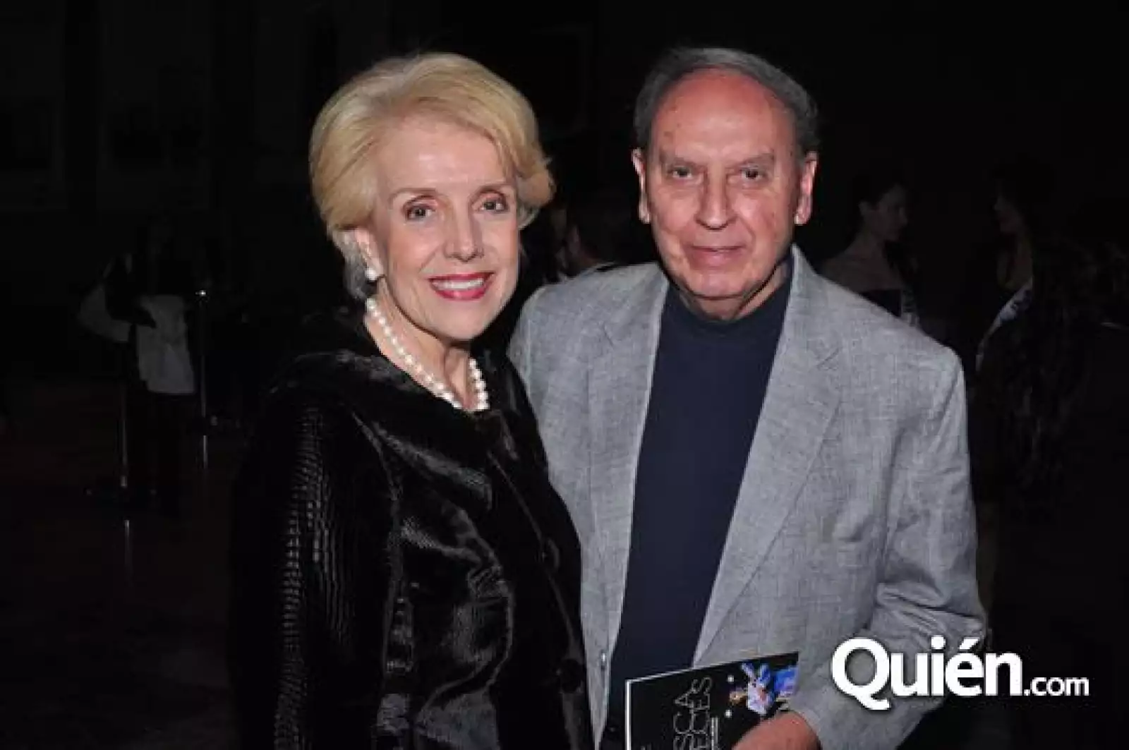 Brindis Navideño Iza Business Centers