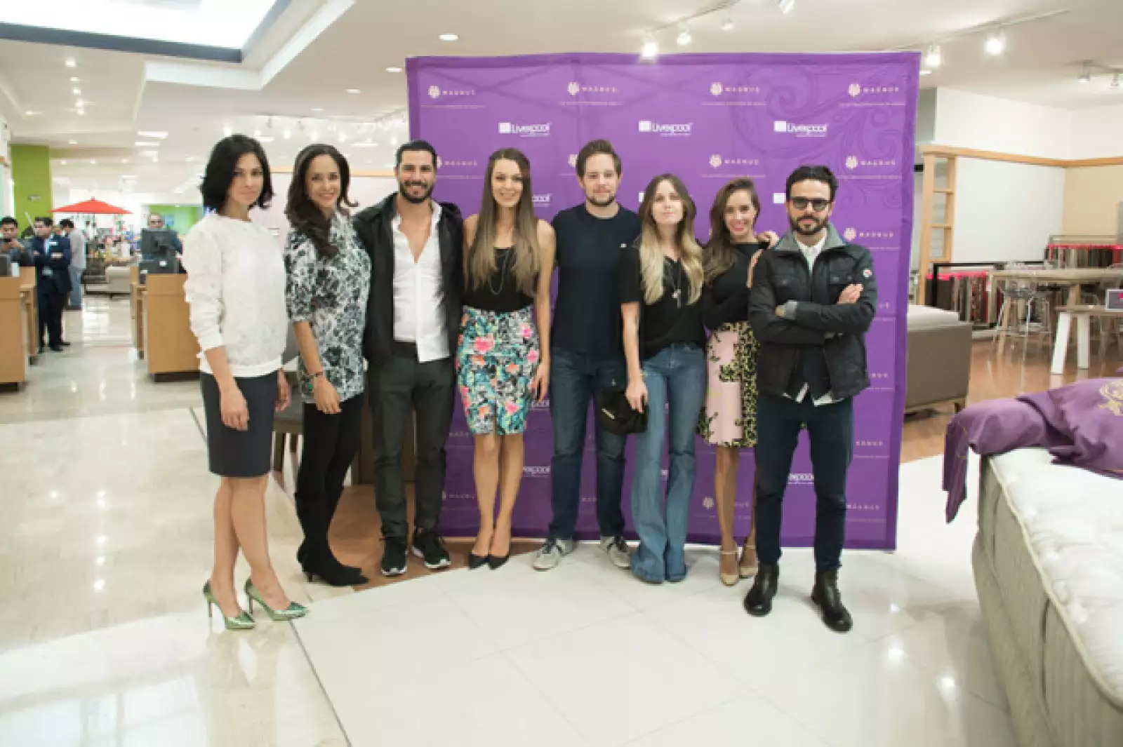 Celina del Villar, Dafne Molina, Uriel del Toro, Sofía Escobosa, Raúl Ortiz, Natasha Dupeyrón, Olivia Peralta y José María Torre