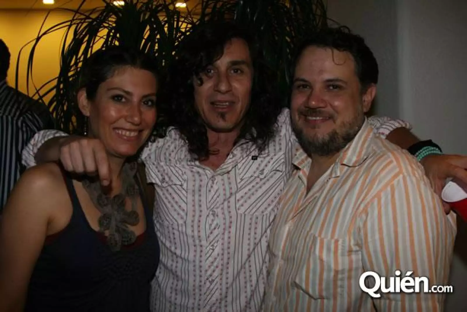 Fiesta de Fernando Lebrija por sus 2 diosas de plata