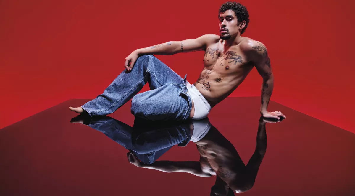 Bad Bunny Calvin Klein campana.jpg