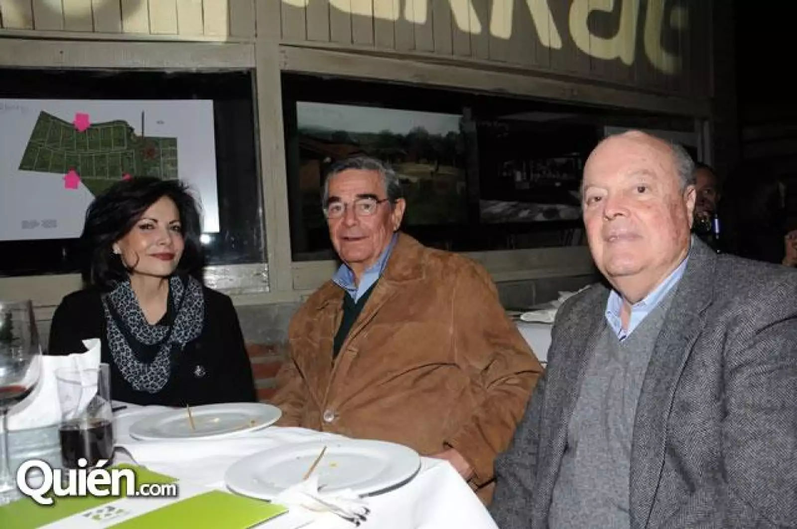 Elda Watanabe,Eduardo Canales