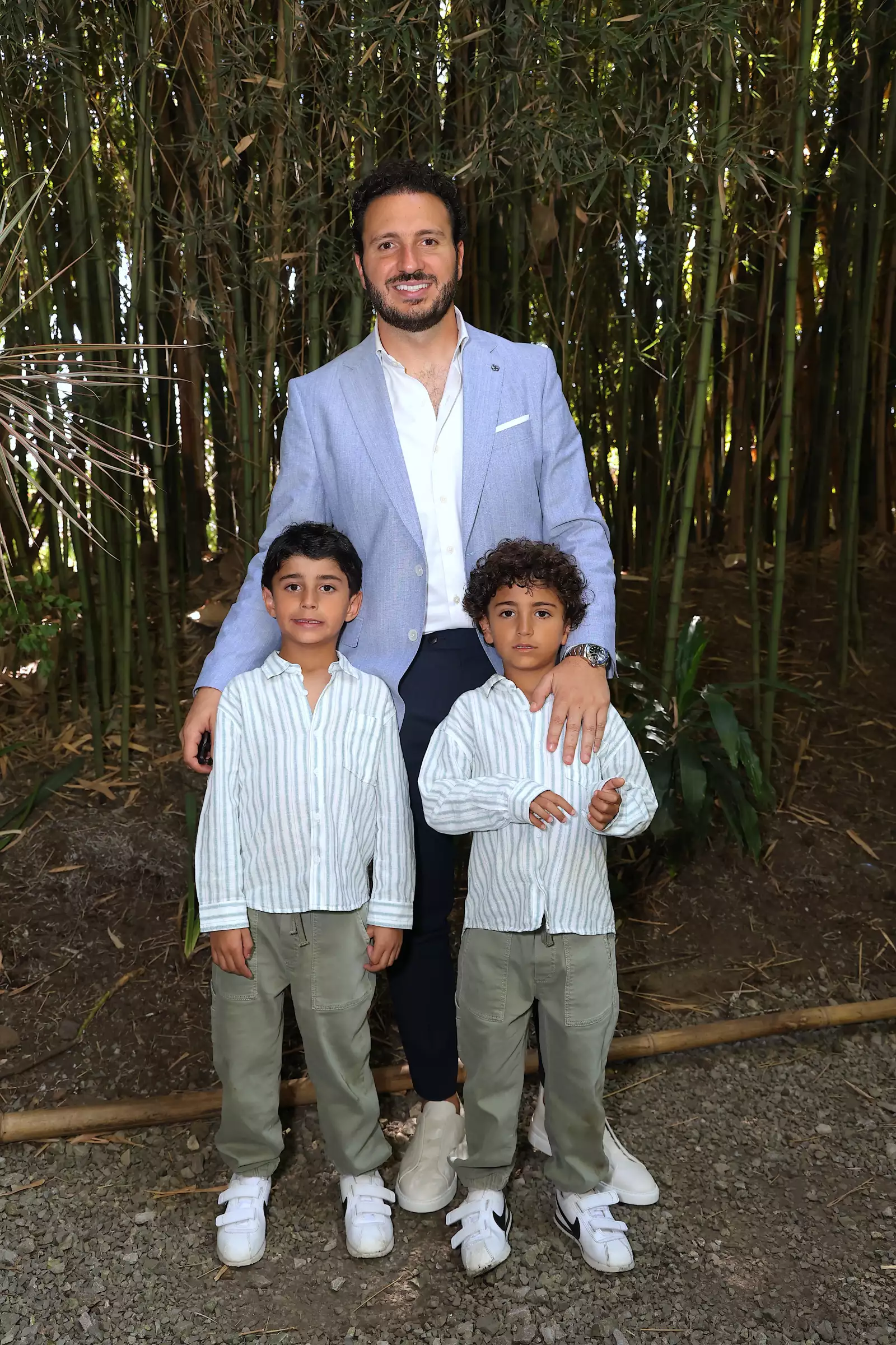 Anuar, Anuar y Elías Abraham 