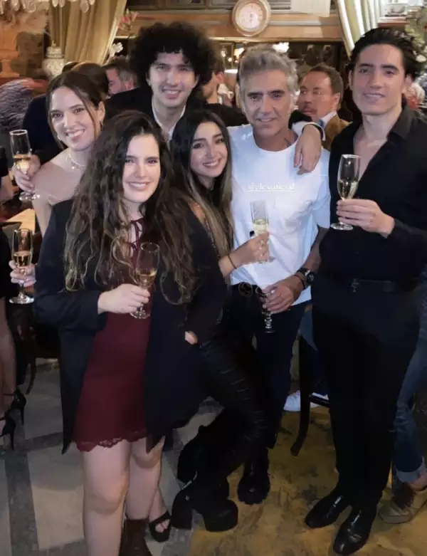 Alejandro Fernández y sus hijos