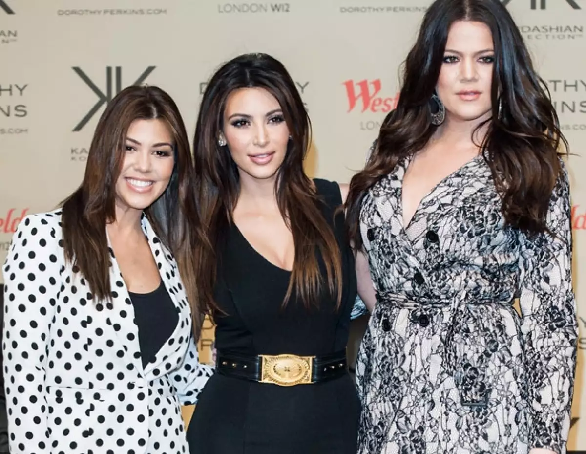 Aunque ella admite que le encanta su faceta de asesora, su hermana mayor Kourtney no ve con tan buenos ojos que la próxima mamá interfiera en sus asuntos más personales.