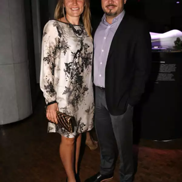 Mónica Bustamante,Augusto González