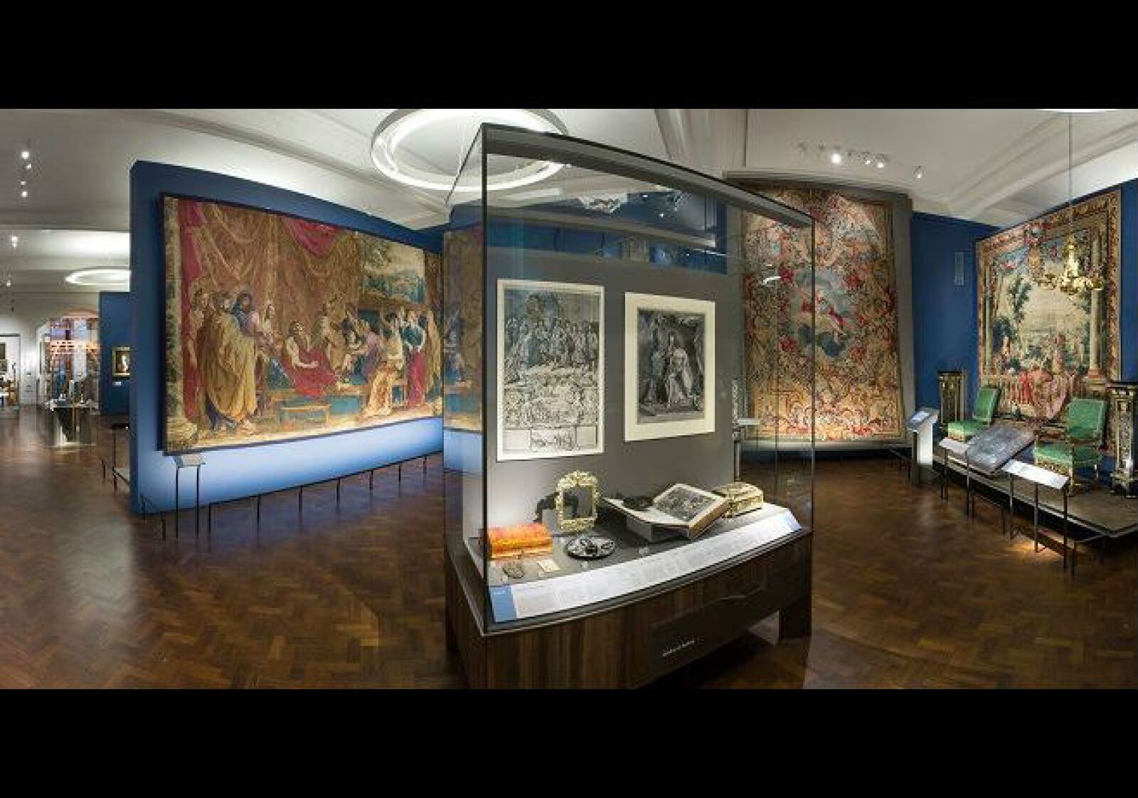 Museo Victoria y Alberto de diseño reabre salas en restauración