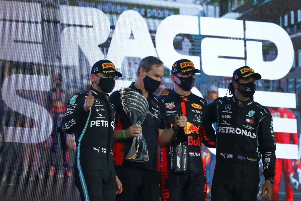 AUTO-PRIX-F1-UAE-PODIUM