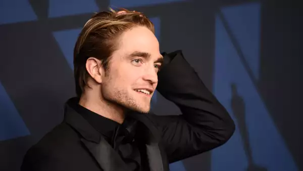 Robert Pattinson