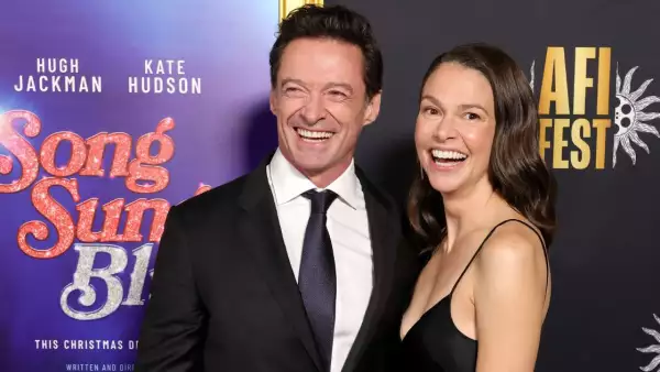 Hugh-Jackman-Sutton-Foster-aparicion-como-pareja