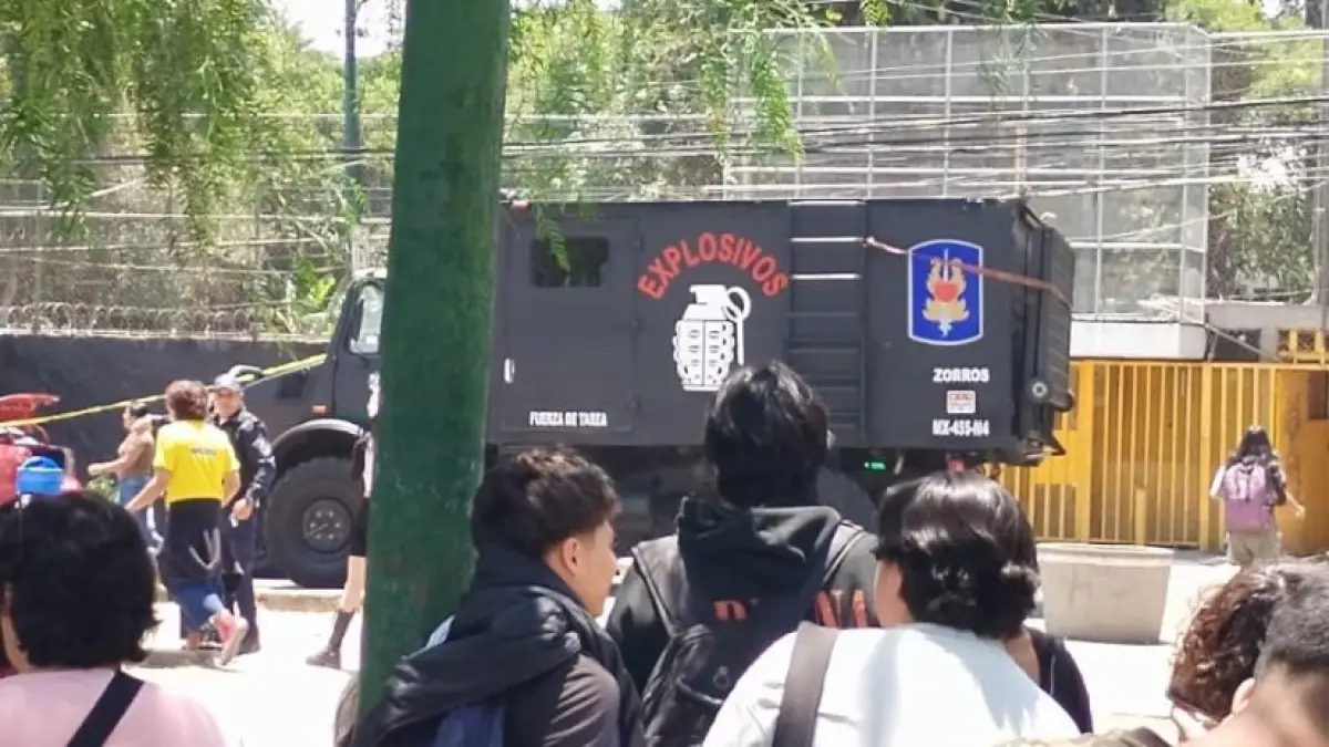 prepa-5-unam-bomba.jpg