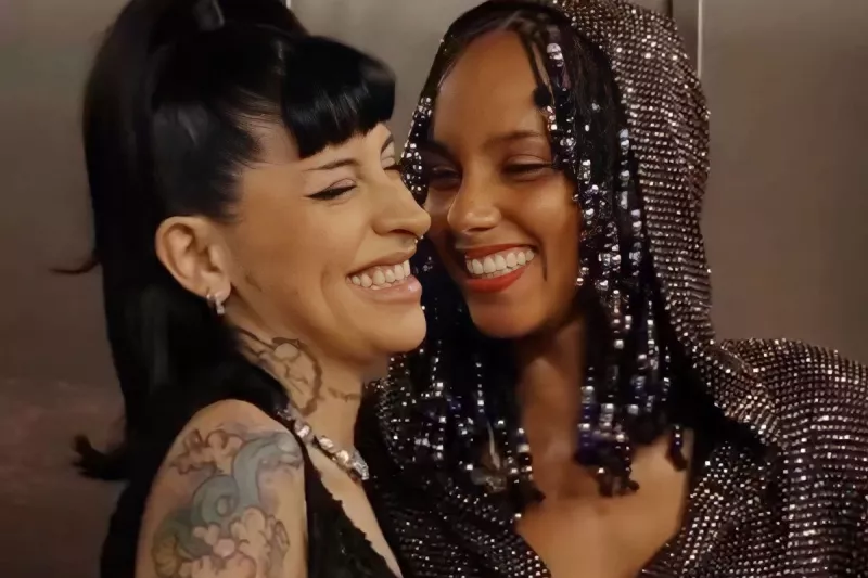 La cantante argentina Cazzu y la cantante estadounidense Alicia Keys en Buenos Aires