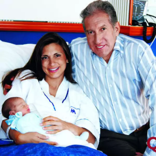 Arturo Montiel, Maud Versini, bebé