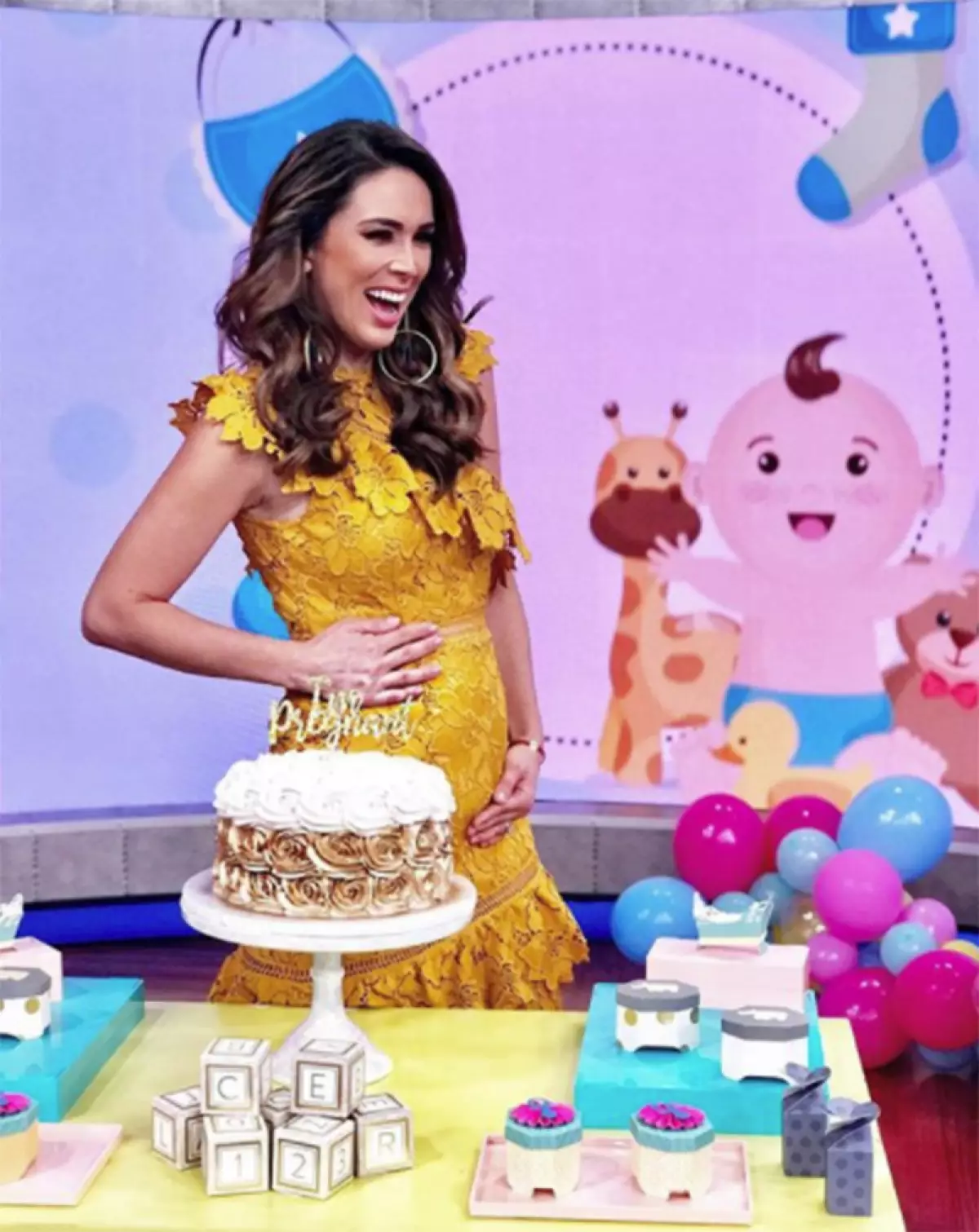 Jacky Bracamontes 