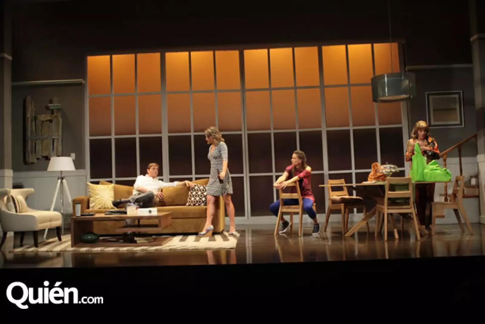 Mario Iván Martínez, Ludwika Paleta, Dominika Paleta, Isela Ivega.