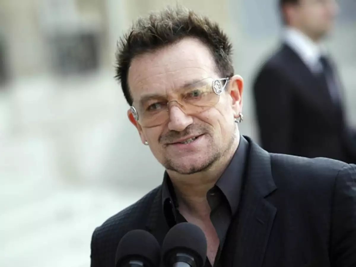 Es verdad que es reconocido por su música, pero lo cierto es que también lo es por ser uno de los famosos que más luchan por las causas sociales.