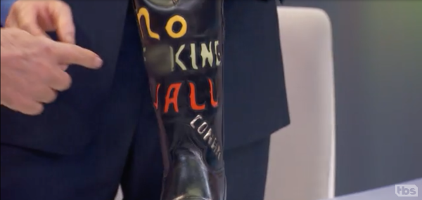 Las botas que Fox le regaló a Conan